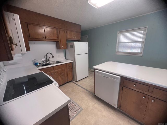 12 Serenity Drive, Little Rock, AR 72205