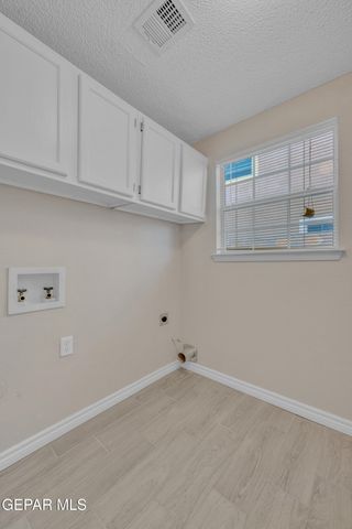 3048 Tierra Nora Drive, El Paso, TX 79938