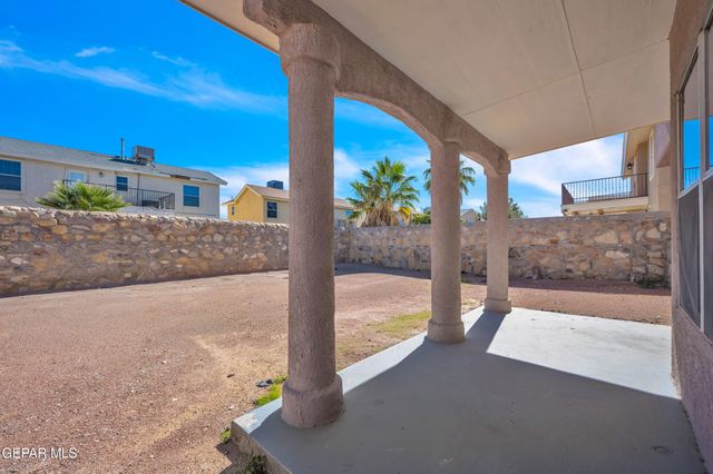 3048 Tierra Nora Drive, El Paso, TX 79938