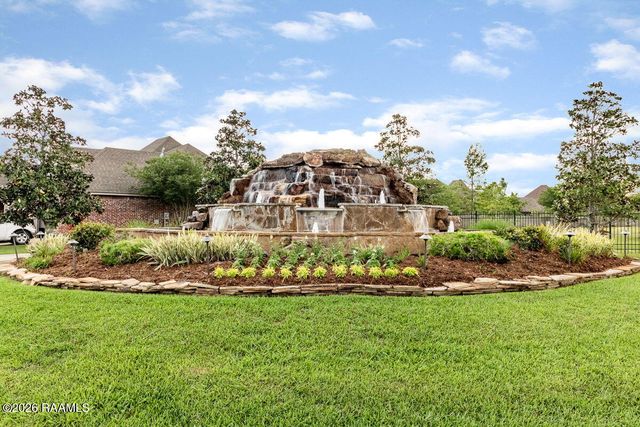 403 Sunshine Rise Drive, Broussard, LA 70518