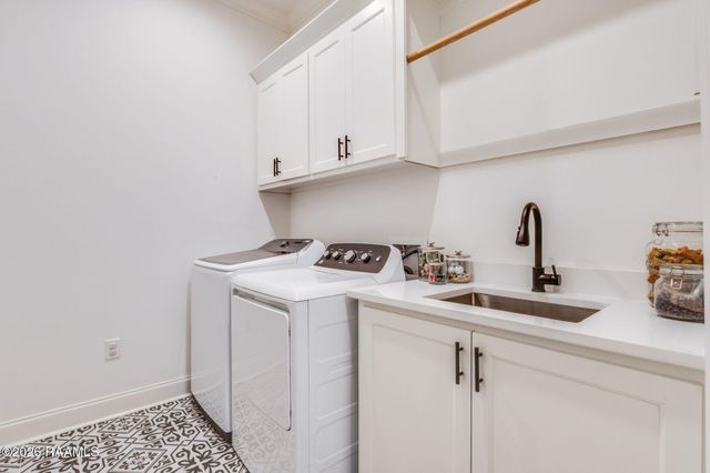 403 Sunshine Rise Drive, Broussard, LA 70518