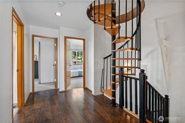 5845 Vista Drive, Ferndale, WA 98248