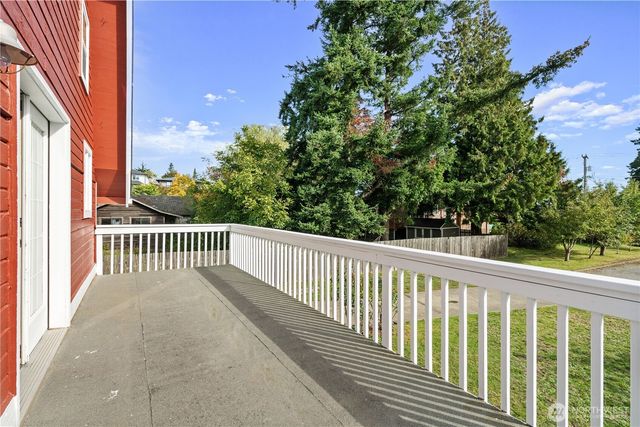 5845 Vista Drive, Ferndale, WA 98248