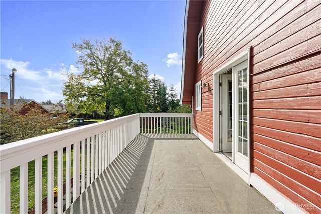 5845 Vista Drive, Ferndale, WA 98248