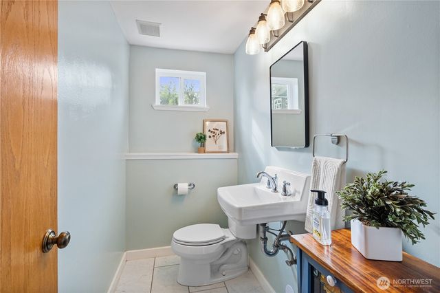 5845 Vista Drive, Ferndale, WA 98248