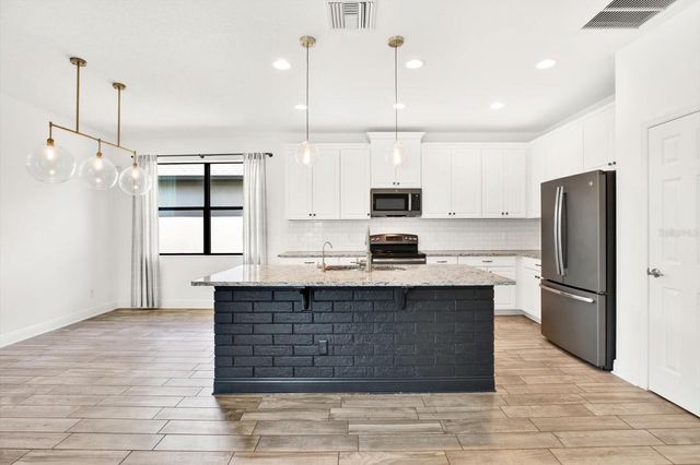 3023 RIDERS PASS, Odessa, FL 33556