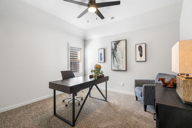 810 Senna Drive, Lantana, TX 76226