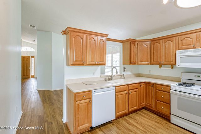 2499 Coral Ridge Circle, Melbourne, FL 32935