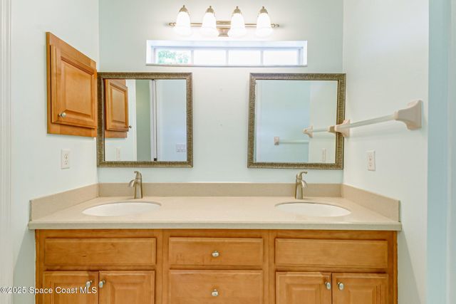2499 Coral Ridge Circle, Melbourne, FL 32935