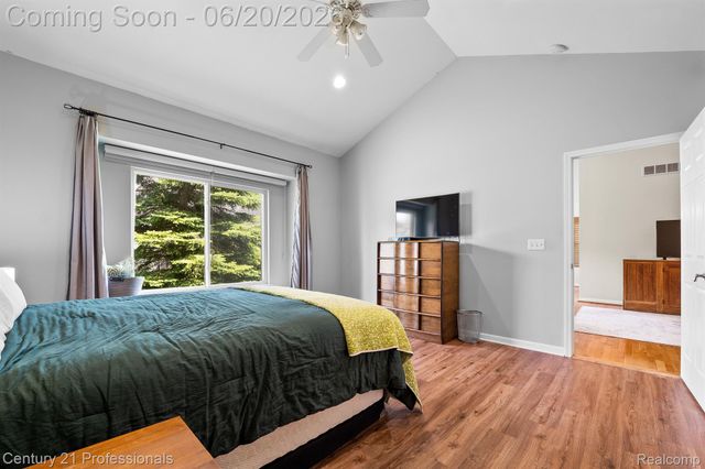 3305 Grove Lane, Auburn Hills, MI 48326