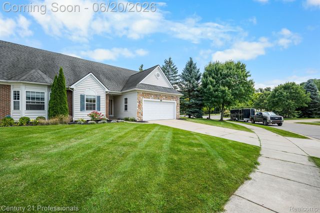 3305 Grove Lane, Auburn Hills, MI 48326