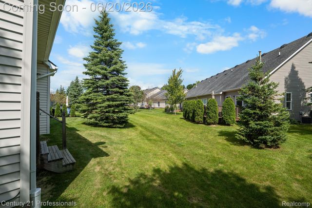 3305 Grove Lane, Auburn Hills, MI 48326