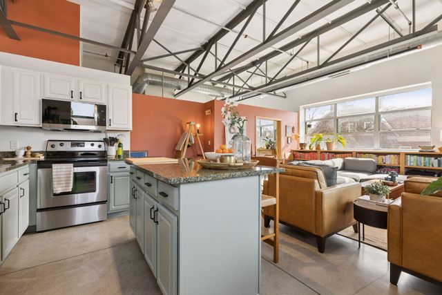 111 E Franklin Avenue 320, Minneapolis, MN 55404