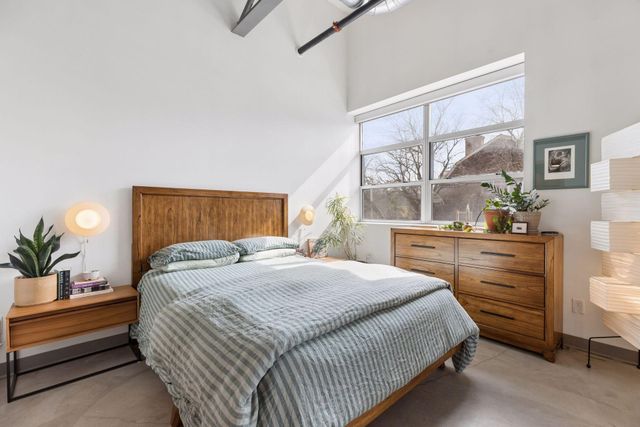 111 E Franklin Avenue 320, Minneapolis, MN 55404