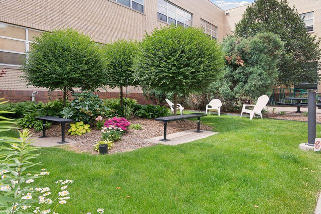 111 E Franklin Avenue 320, Minneapolis, MN 55404