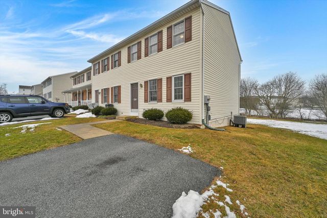 290 S MILL ST, Jonestown, PA 17038