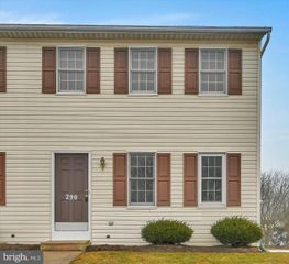 290 S MILL ST, Jonestown, PA 17038