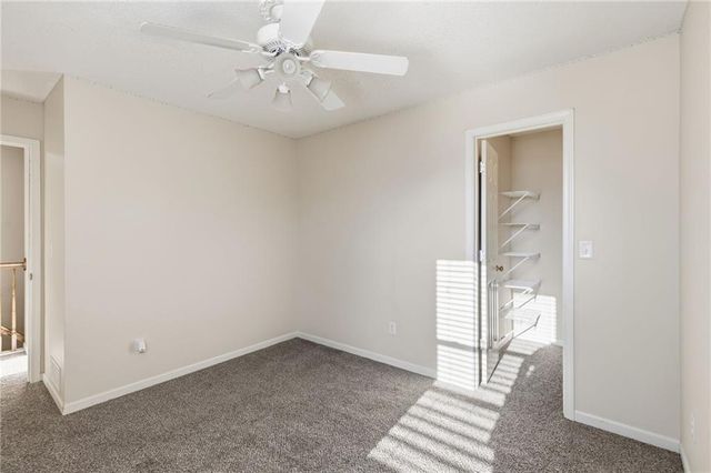 316 Ghost Creek Circle, Gardner, KS 66030