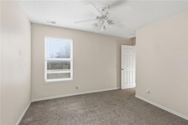 316 Ghost Creek Circle, Gardner, KS 66030