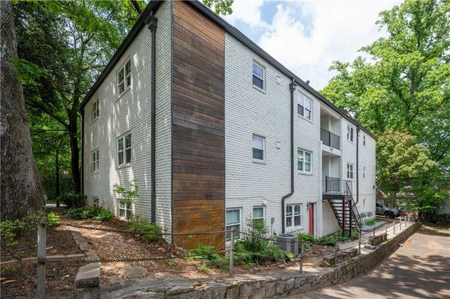 880 Saint Charles Avenue NE, Atlanta, GA 30306