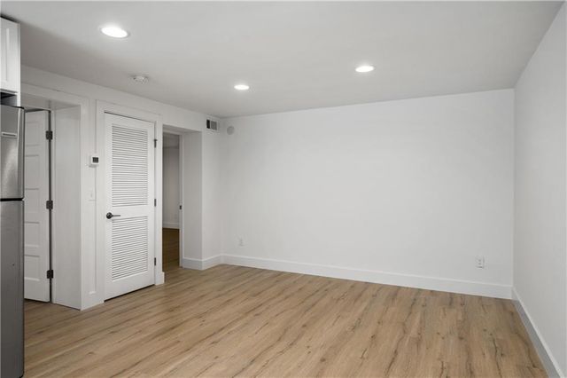 880 Saint Charles Avenue NE, Atlanta, GA 30306