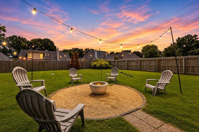 1308 RIVER RIDGE DR, Collierville, TN 38017