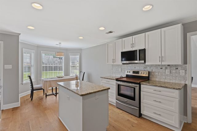 1308 RIVER RIDGE DR, Collierville, TN 38017