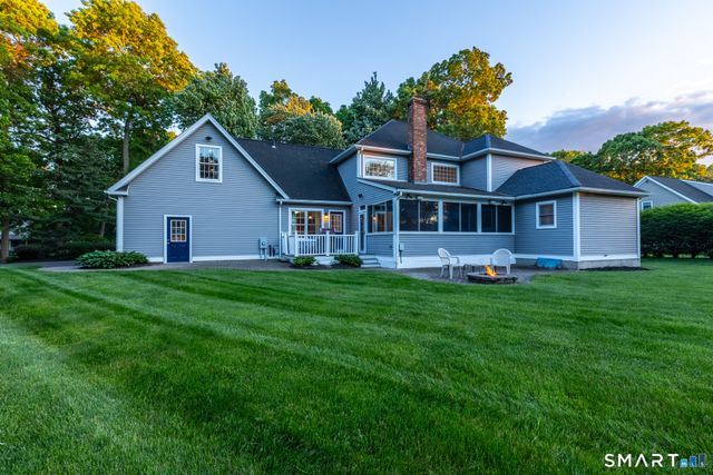 14 Ryan Drive, Ellington, CT 06029