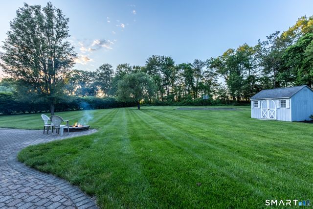 14 Ryan Drive, Ellington, CT 06029
