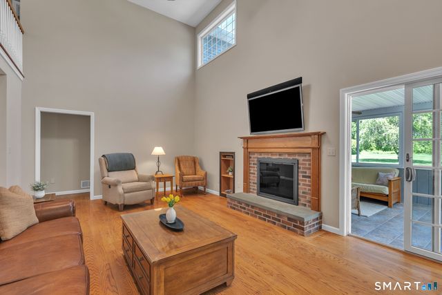14 Ryan Drive, Ellington, CT 06029