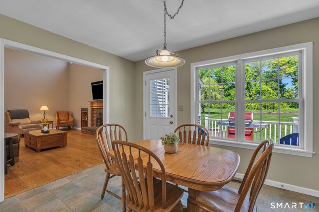 14 Ryan Drive, Ellington, CT 06029