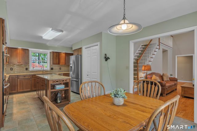 14 Ryan Drive, Ellington, CT 06029