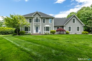 14 Ryan Drive, Ellington, CT 06029