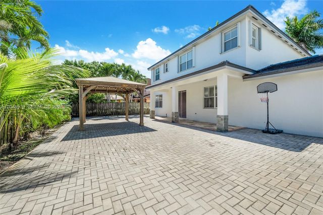 20255 SW 129th Ave, Miami, FL 33177