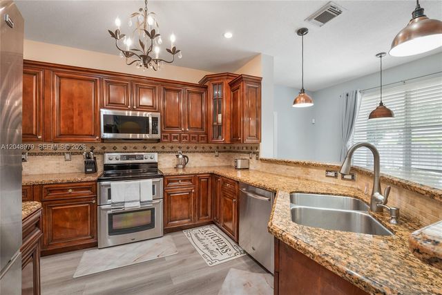20255 SW 129th Ave, Miami, FL 33177