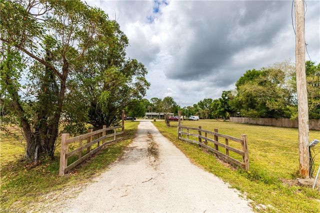 17841 Palm Creek DR, North Fort Myers, FL 33917