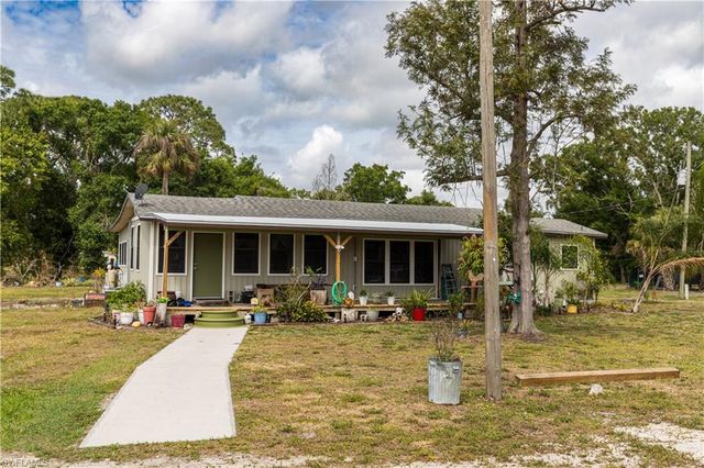 17841 Palm Creek DR, North Fort Myers, FL 33917