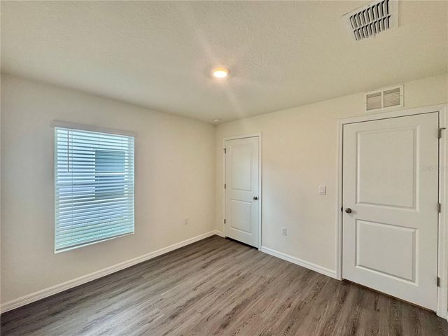 36015 SUNFLOWER HILL DRIVE, Zephyrhills, FL 33541