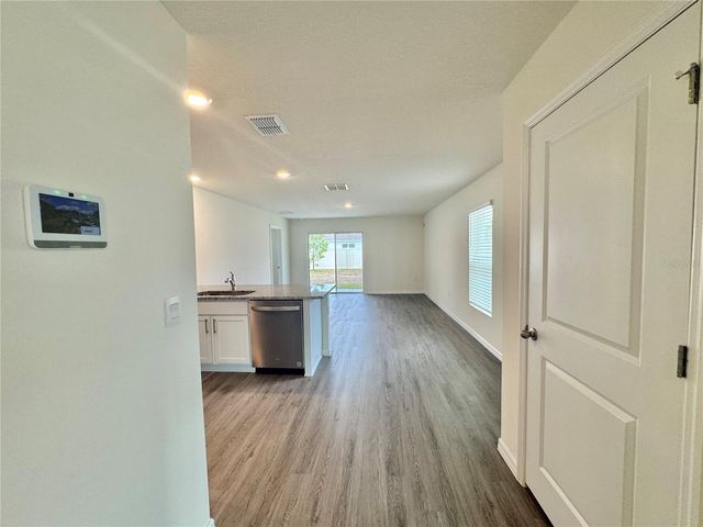 36015 SUNFLOWER HILL DRIVE, Zephyrhills, FL 33541