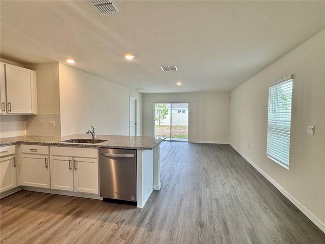 36015 SUNFLOWER HILL DRIVE, Zephyrhills, FL 33541