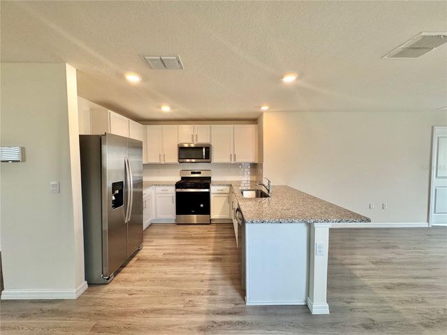 36015 SUNFLOWER HILL DRIVE, Zephyrhills, FL 33541