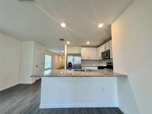 36015 SUNFLOWER HILL DRIVE, Zephyrhills, FL 33541