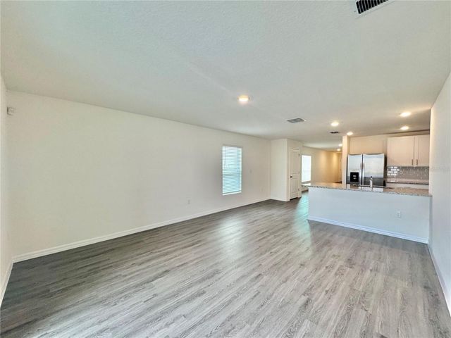 36015 SUNFLOWER HILL DRIVE, Zephyrhills, FL 33541