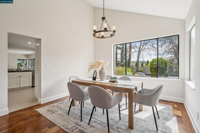 140 Cottonwood Ln, Danville, CA 94506