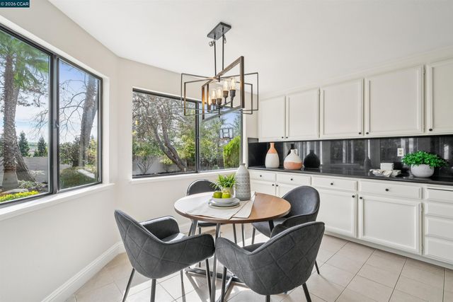 140 Cottonwood Ln, Danville, CA 94506