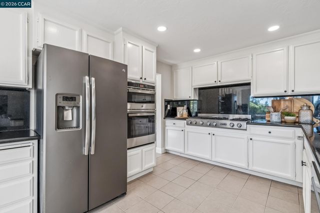 140 Cottonwood Ln, Danville, CA 94506