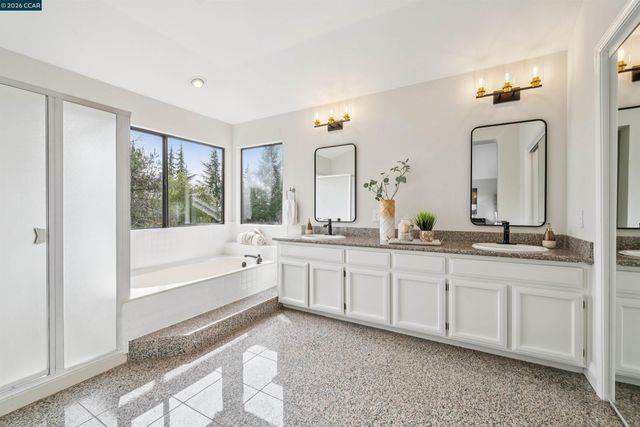 140 Cottonwood Ln, Danville, CA 94506