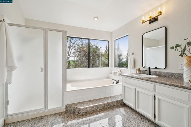 140 Cottonwood Ln, Danville, CA 94506