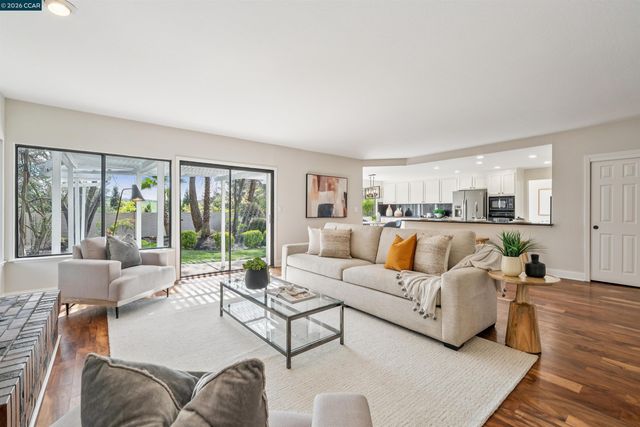 140 Cottonwood Ln, Danville, CA 94506