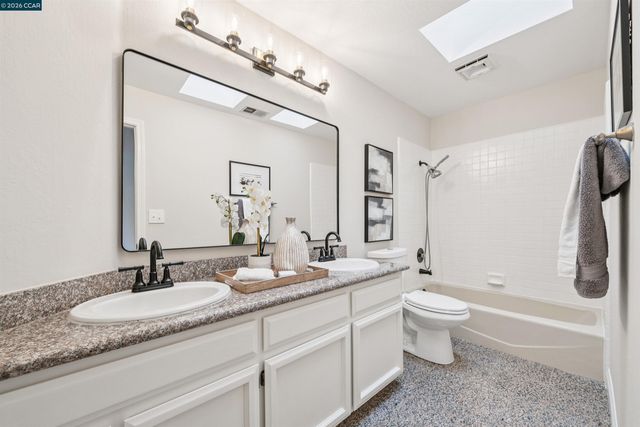 140 Cottonwood Ln, Danville, CA 94506